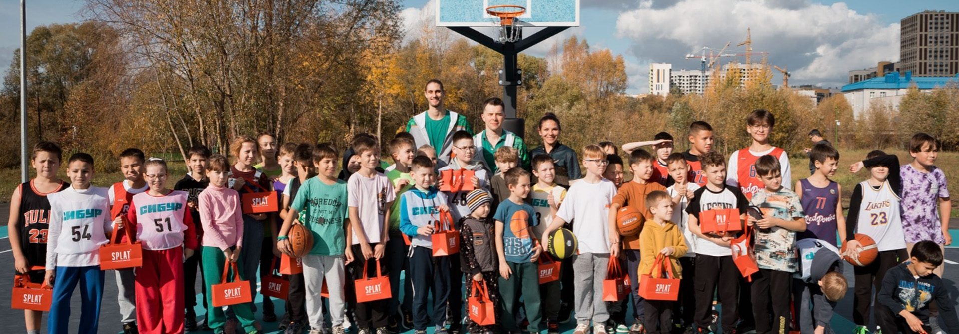 УНИКС принял участие в открытии Центра уличного баскетбола и гандбола